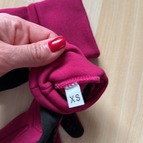 The North Face Gloves - Picture 3 of 3